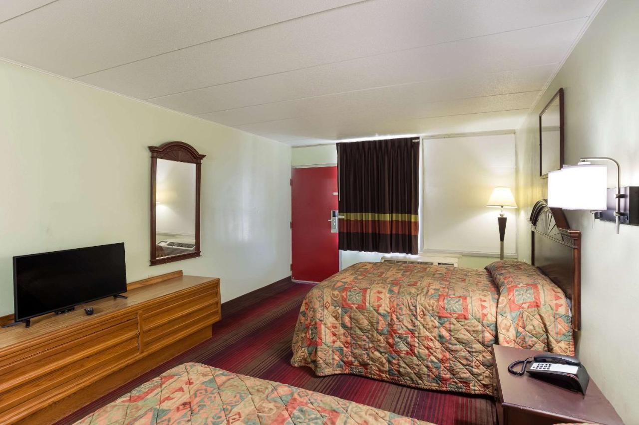 Rodeway Inn South Point المظهر الخارجي الصورة