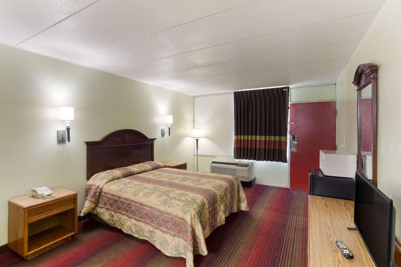 Rodeway Inn South Point المظهر الخارجي الصورة