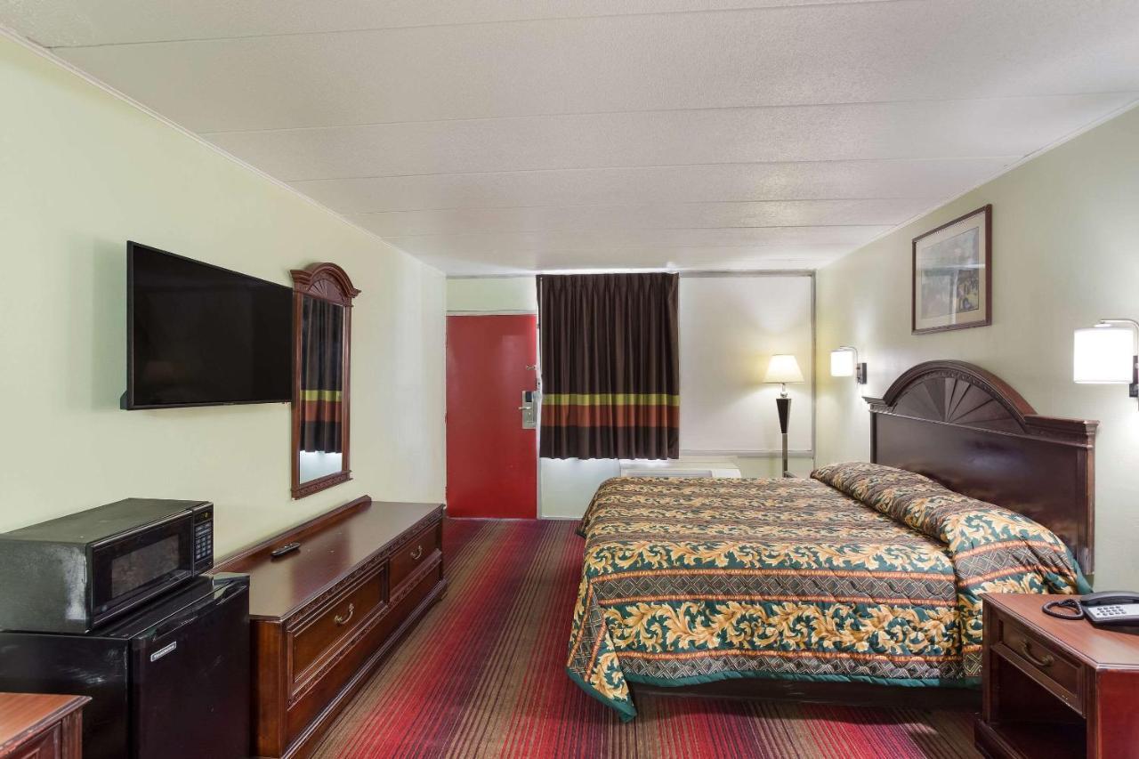 Rodeway Inn South Point المظهر الخارجي الصورة