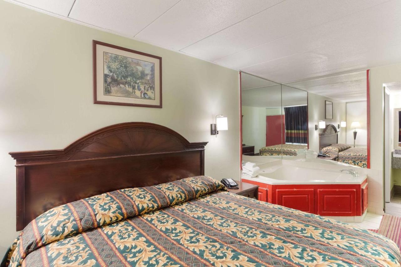 Rodeway Inn South Point المظهر الخارجي الصورة