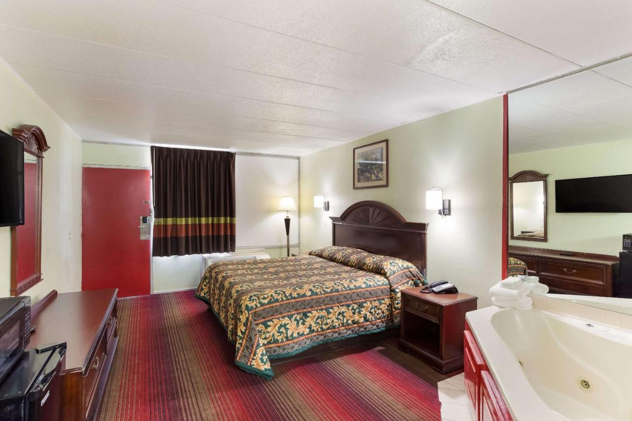 Rodeway Inn South Point المظهر الخارجي الصورة