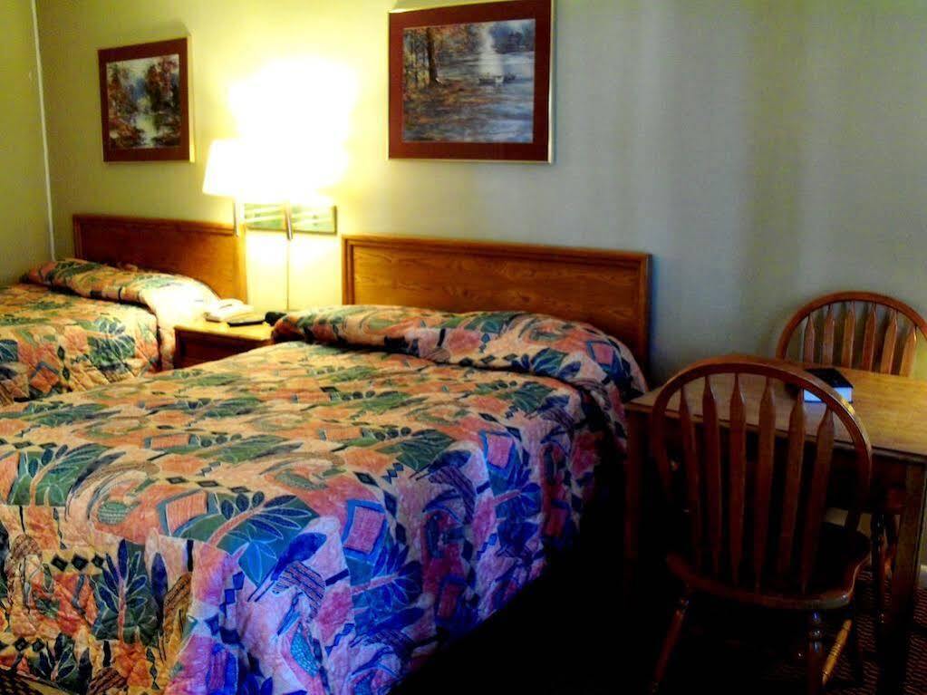 Rodeway Inn South Point المظهر الخارجي الصورة