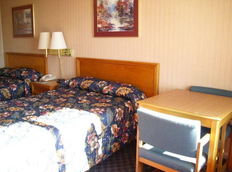 Rodeway Inn South Point المظهر الخارجي الصورة